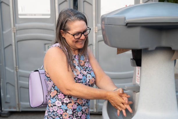 Best Best portable toilet rental  in Dickinson, TX